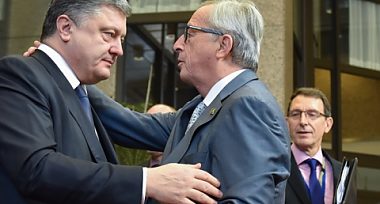 Порошенко обговорив з Юнкером безвізовий режим